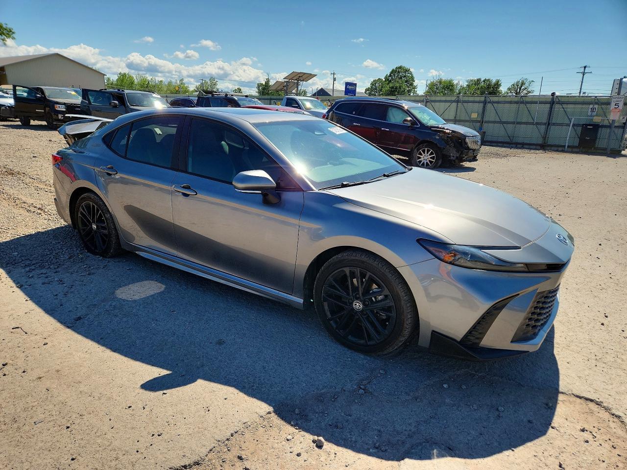2025 Toyota Camry Se - zdjęcie 4