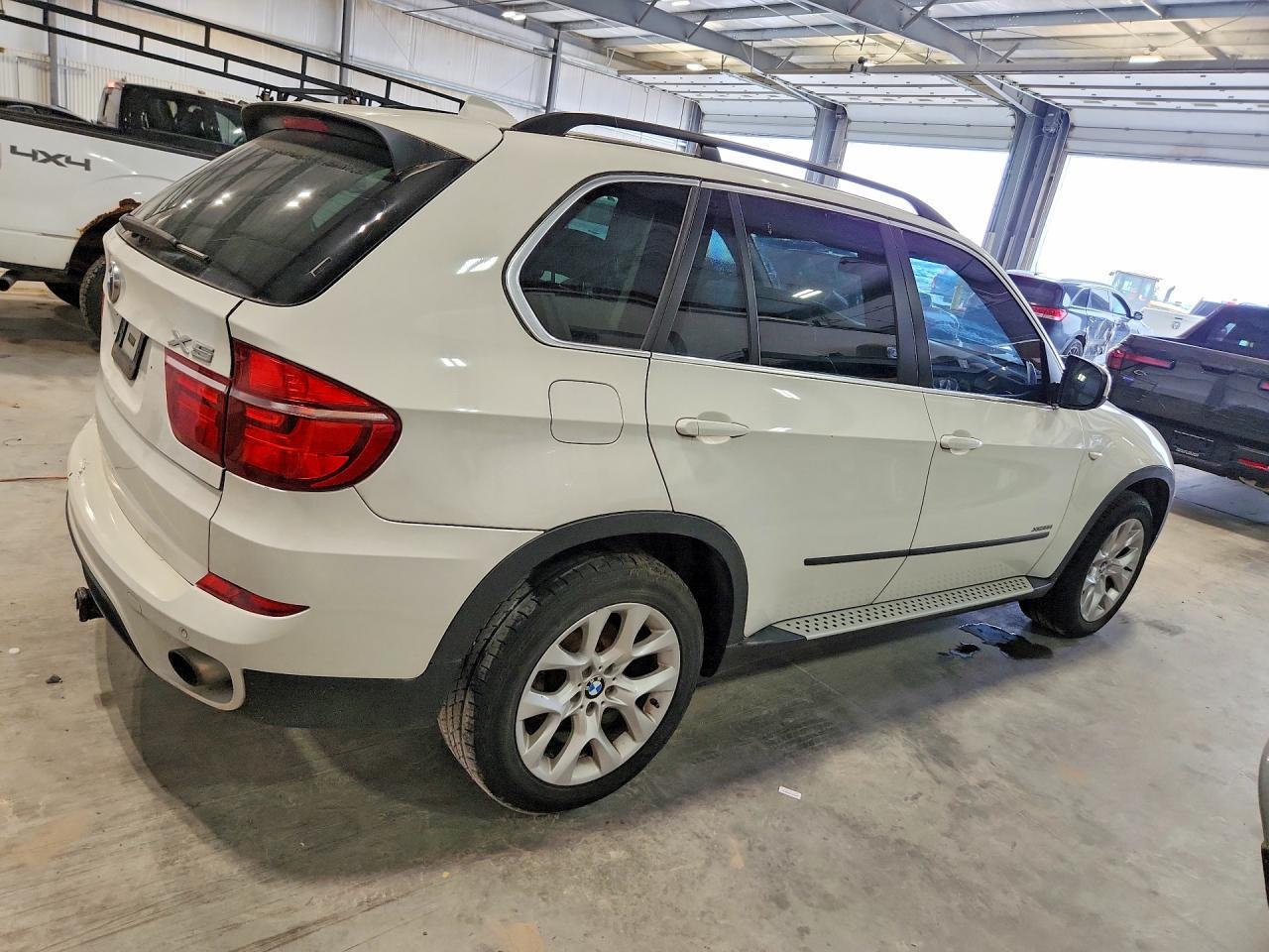 2013 BMW X5 xDrive35I - zdjęcie 3