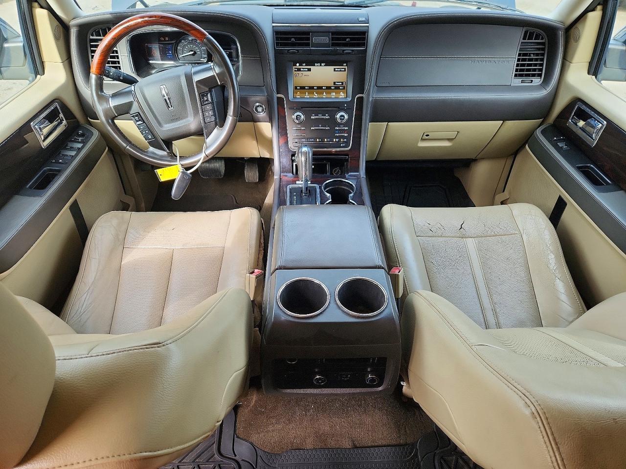 2016 Lincoln Navigator L Reserve - zdjęcie 8