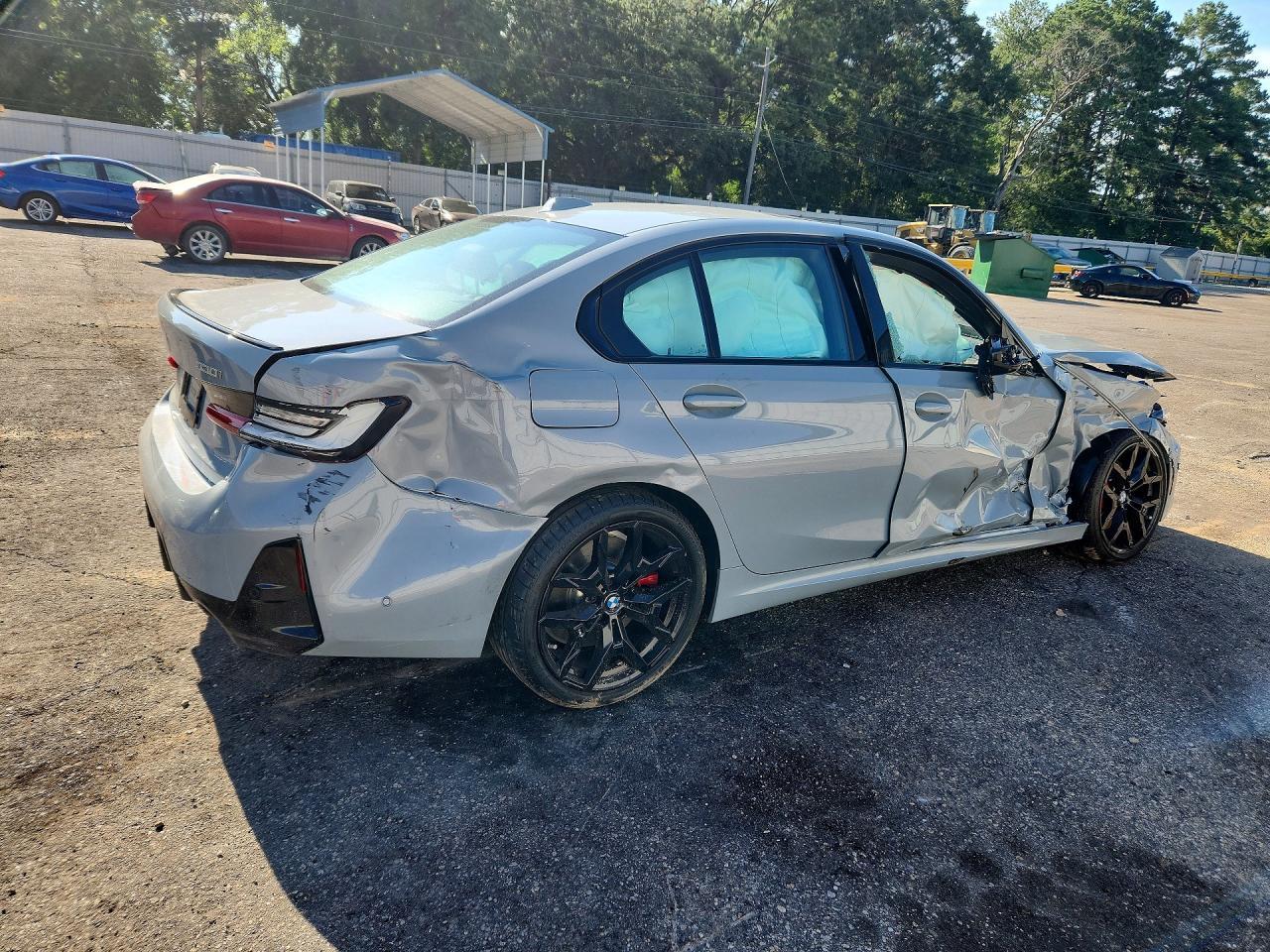 BMW Seria 3 - zdjęcie 3