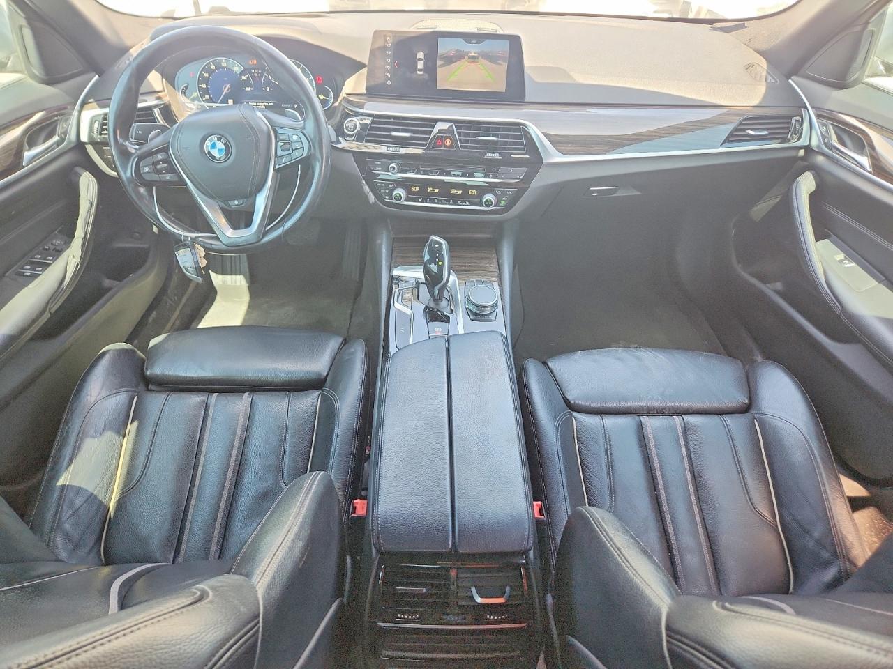 2018 BMW 530 I - zdjęcie 8