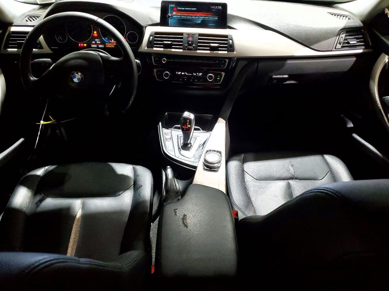 2017 BMW Seria 3 320i - zdjęcie 8