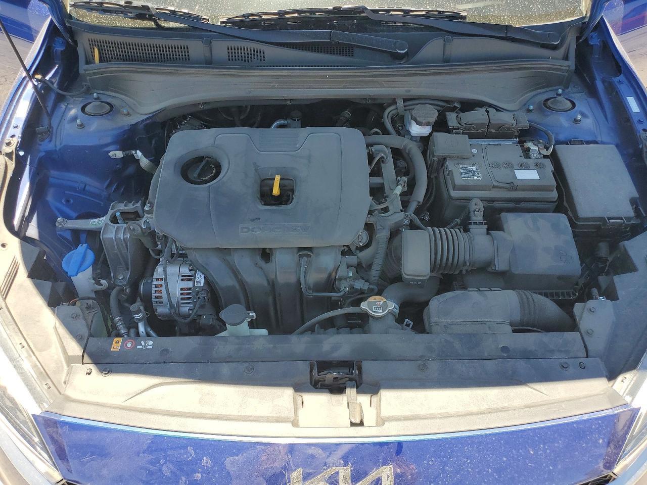 2024 Kia Forte Lxs - zdjęcie 11