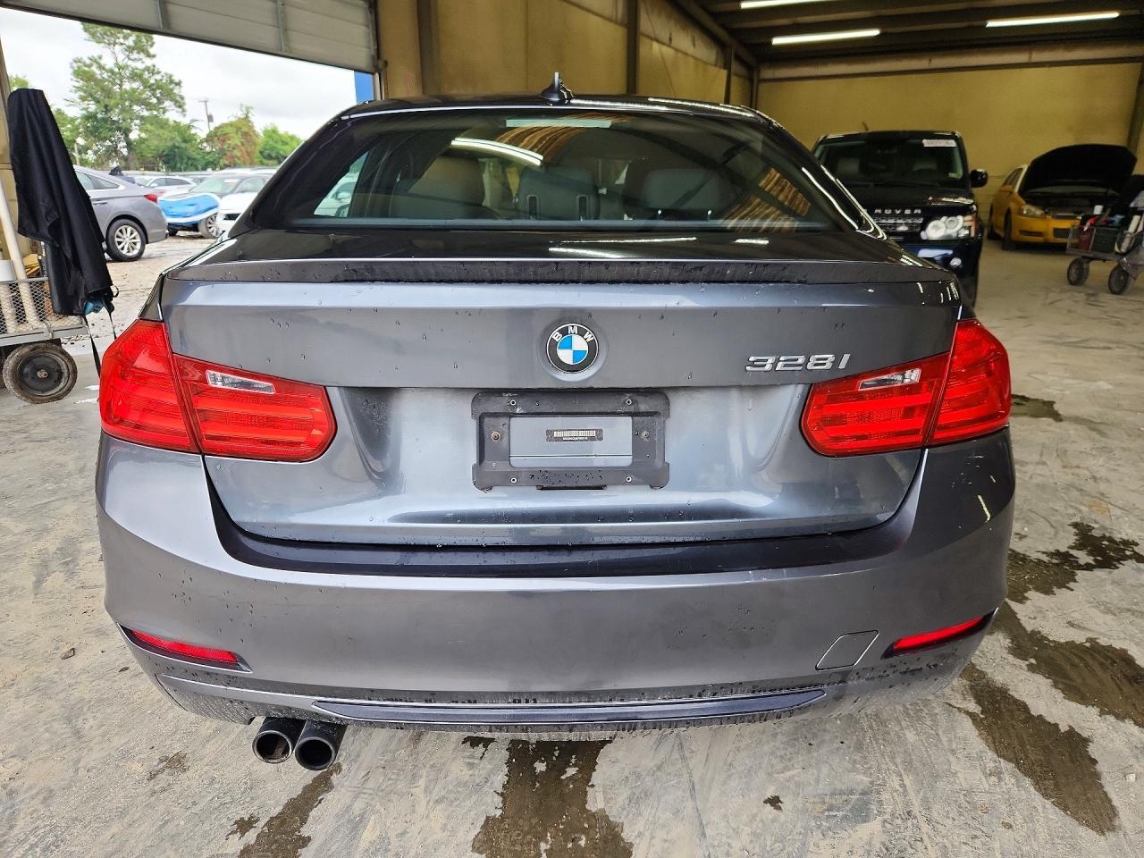 2014 BMW 328 I - zdjęcie 6