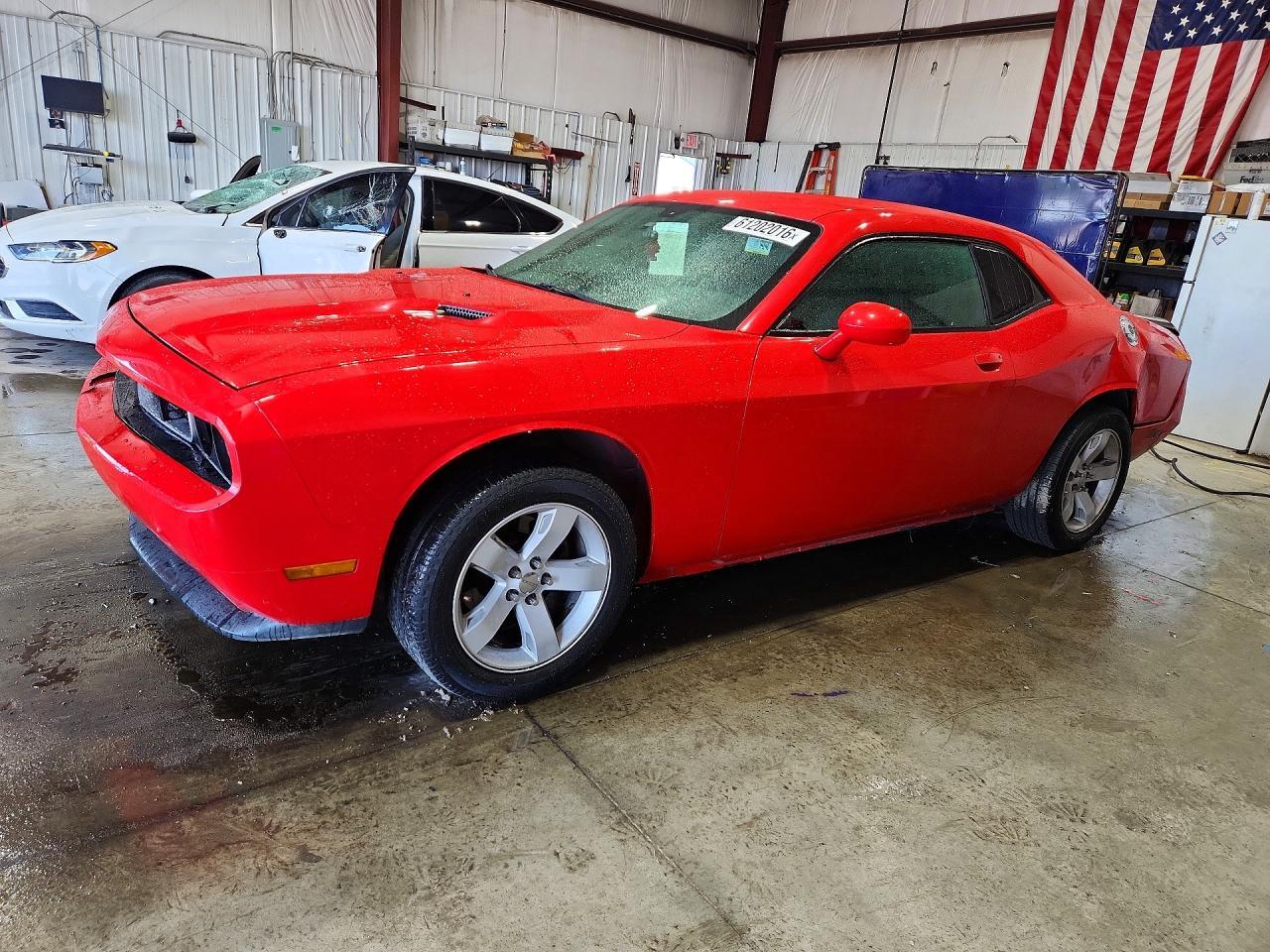 2014 Dodge Challenger Sxt - zdjęcie główne