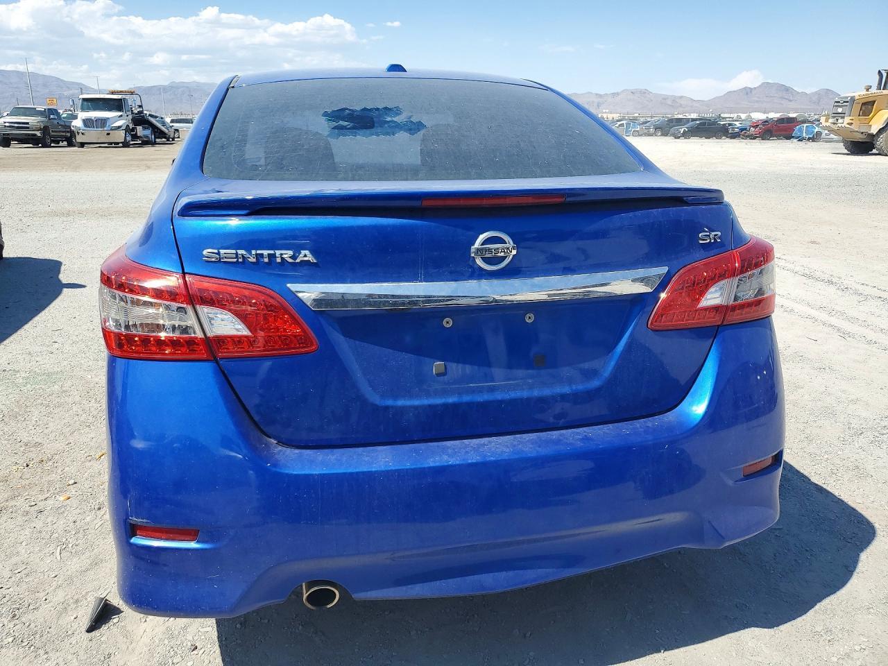 2015 Nissan Sentra Sr - zdjęcie 6