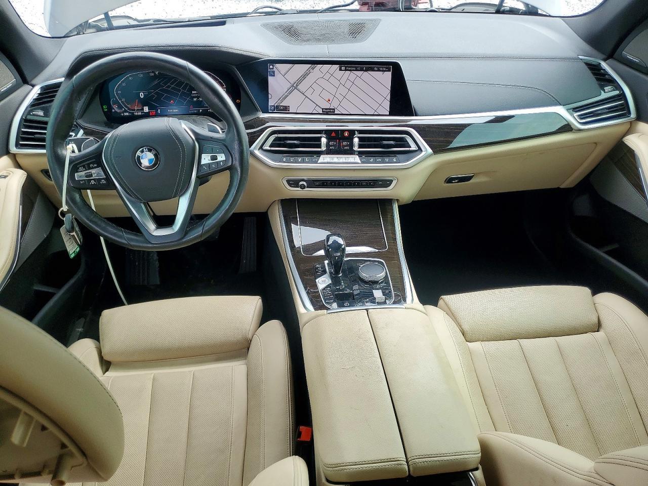 2021 BMW X5 xDrive40I - zdjęcie 8
