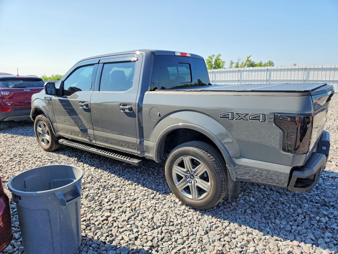 2020 Ford F150 Supercrew - zdjęcie 2