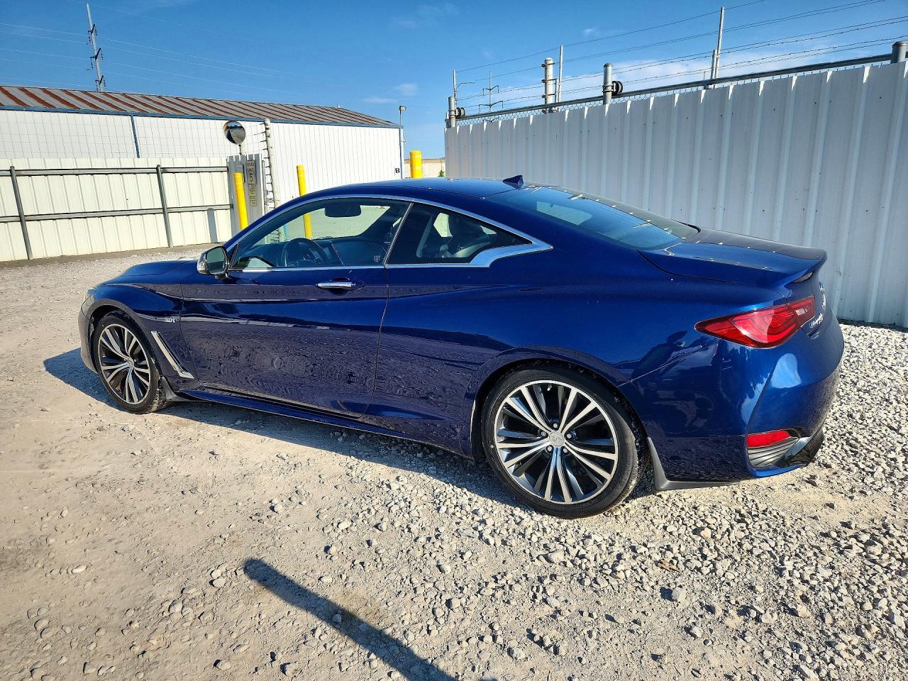 2018 Infiniti Q60 3.0T Luxe - zdjęcie 2