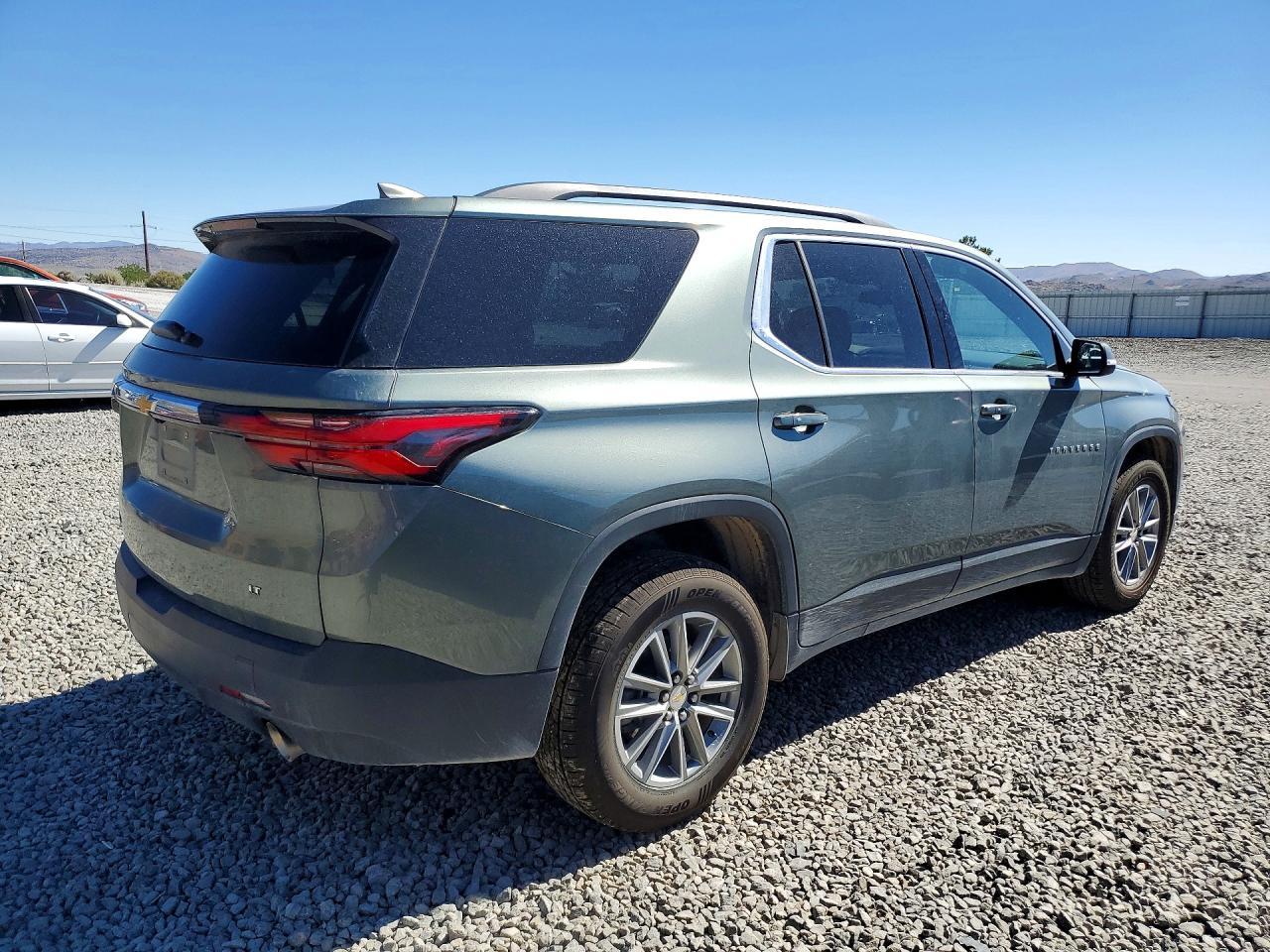 2023 Chevrolet Traverse Lt - zdjęcie 3