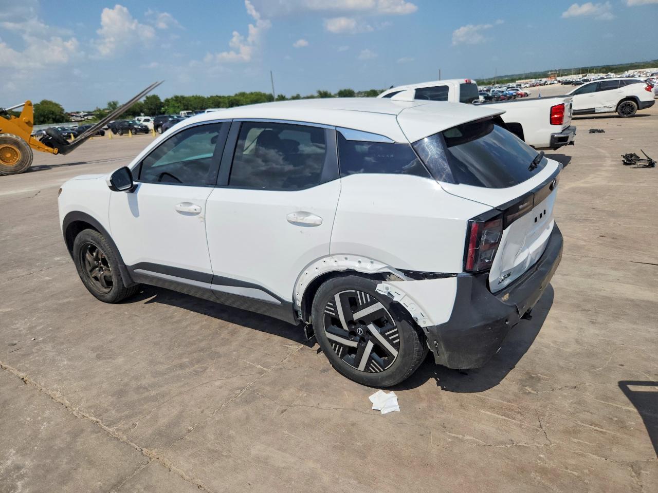 2025 Nissan Kicks Sv - zdjęcie 2