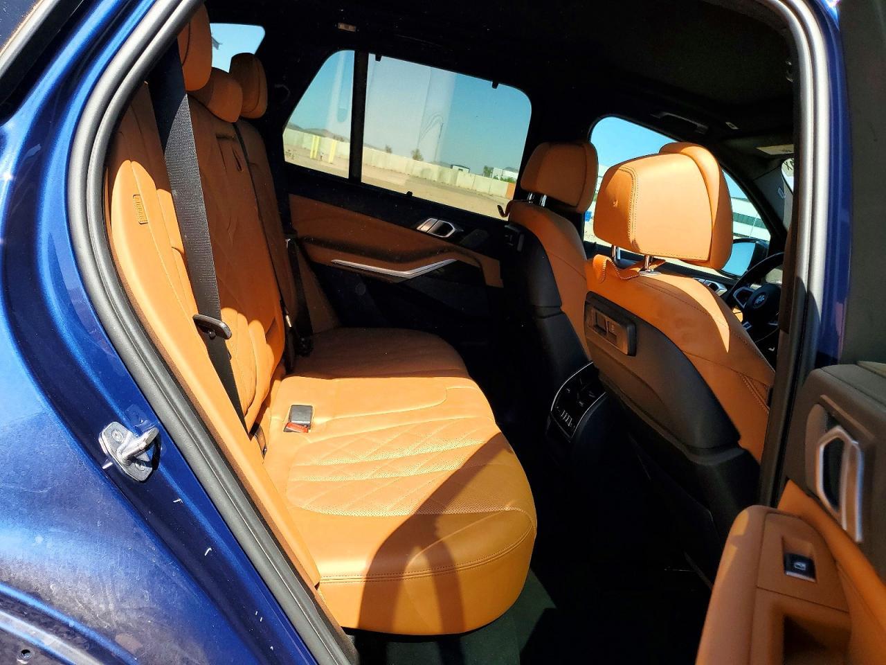 2023 BMW X5 xDrive45E - zdjęcie 11