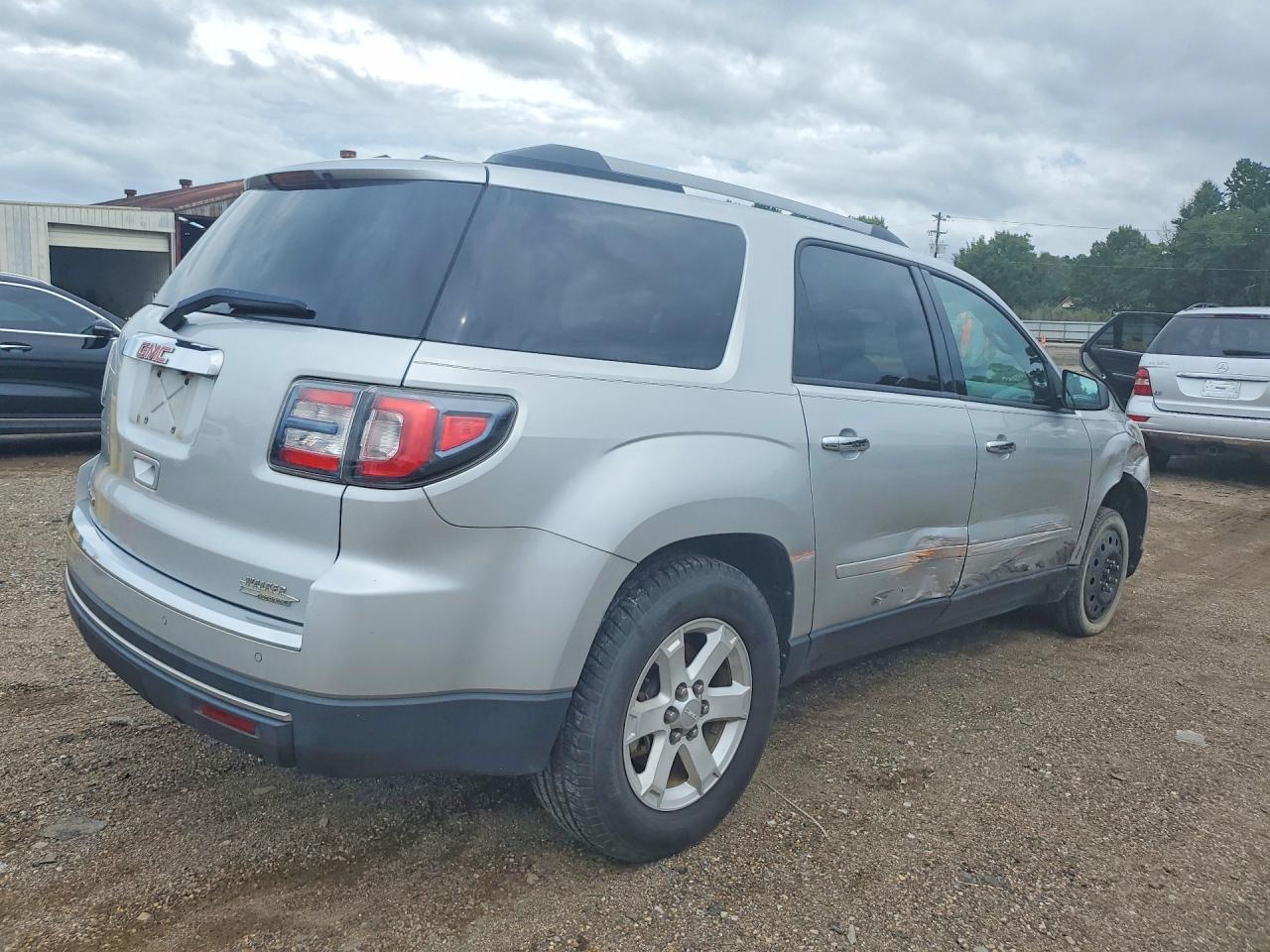 2016 GMC Acadia Sle - zdjęcie 3