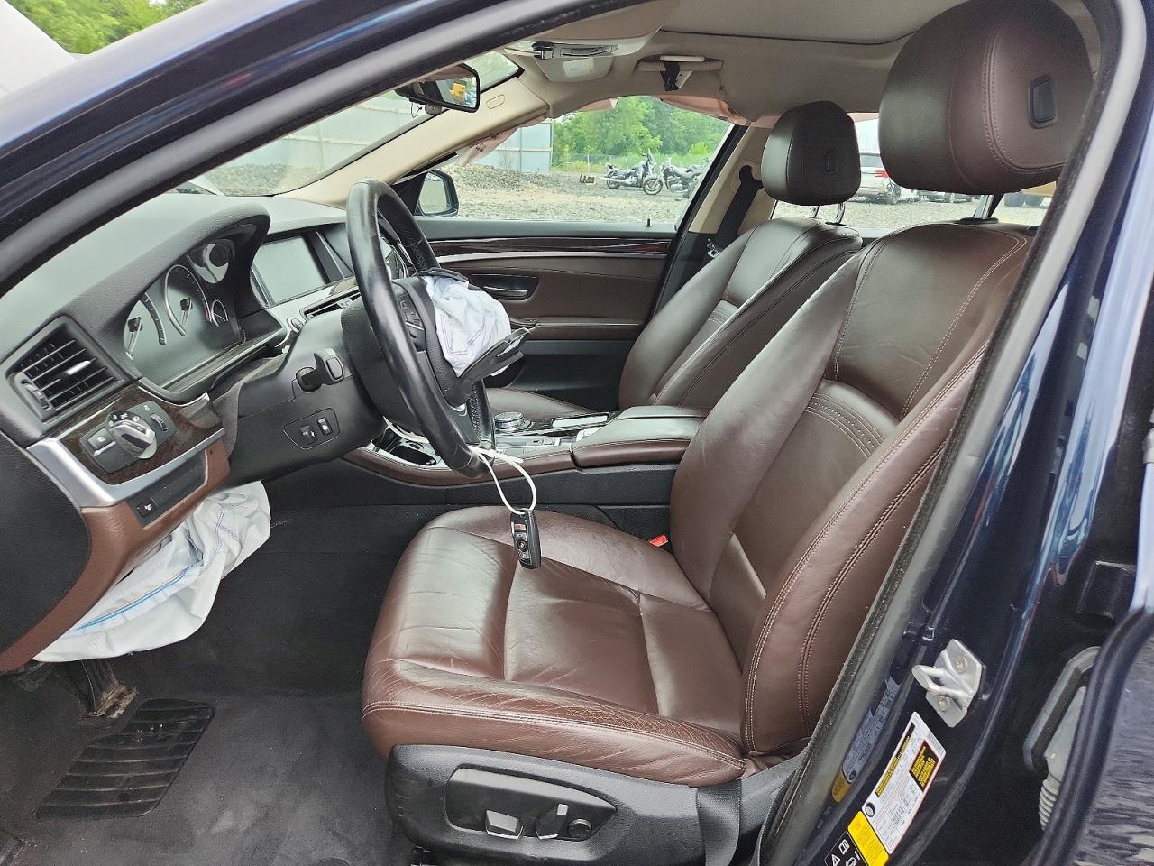 2015 BMW Seria 5 528i - zdjęcie 7