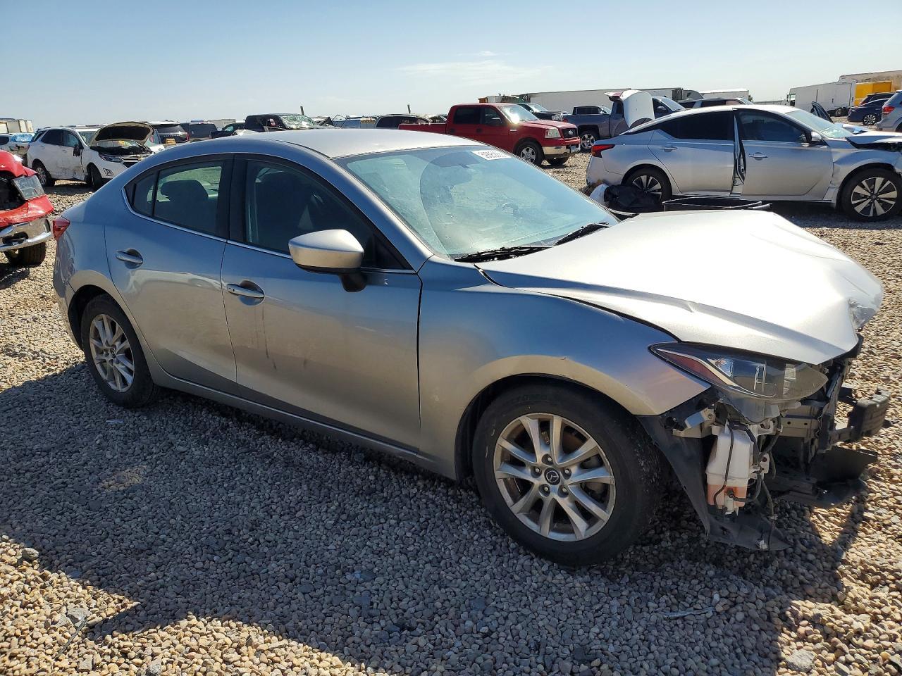 2014 Mazda 3 Touring - zdjęcie 4