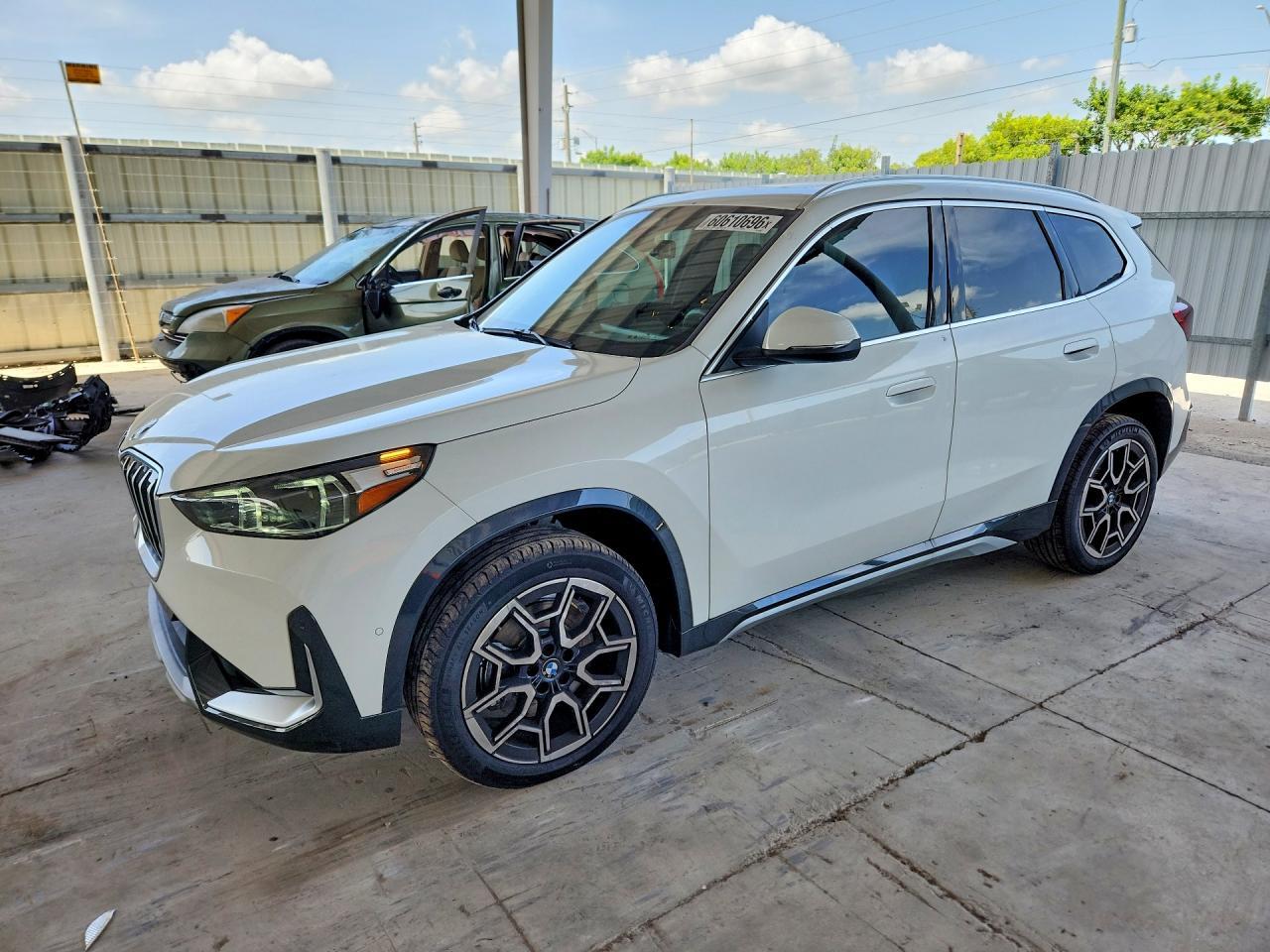 2026 BMW X1 xDrive28I - zdjęcie główne