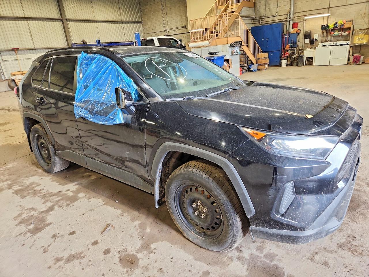 2019 Toyota Rav4 Le - zdjęcie 4