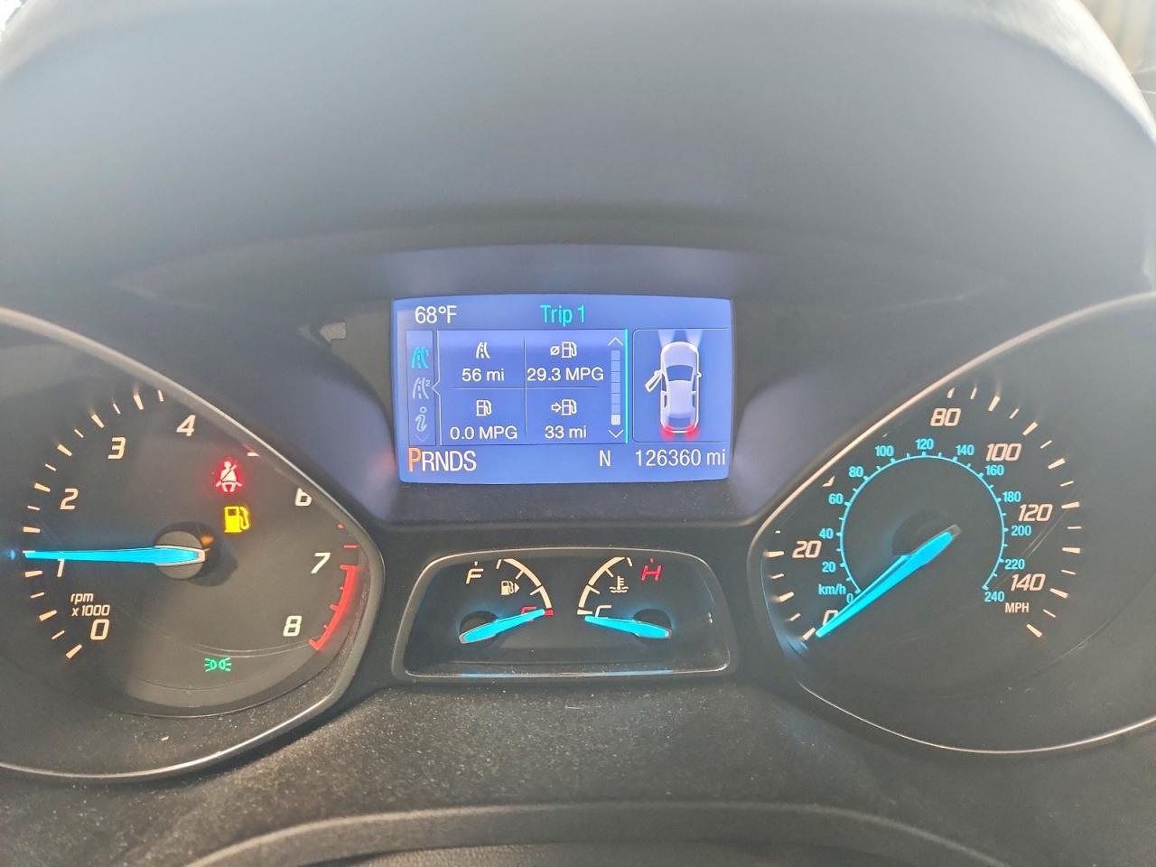 2014 Ford Escape S - zdjęcie 9