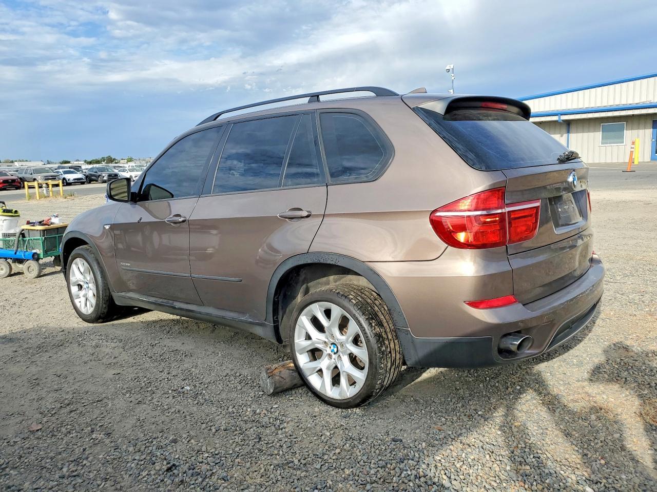 2013 BMW X5 xDrive35I - zdjęcie 2