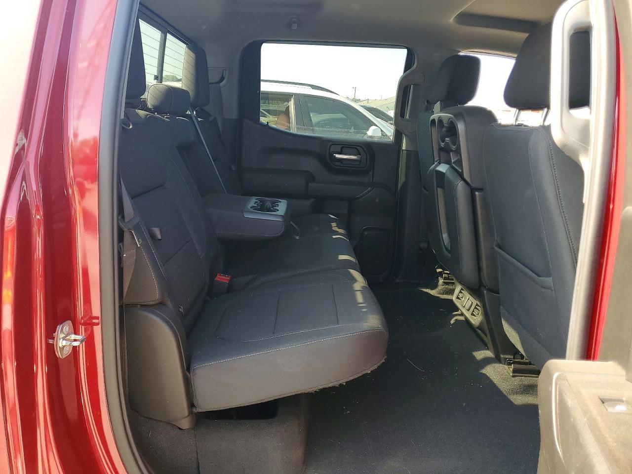 2020 Chevrolet Silverado K1500 Lt - zdjęcie 10