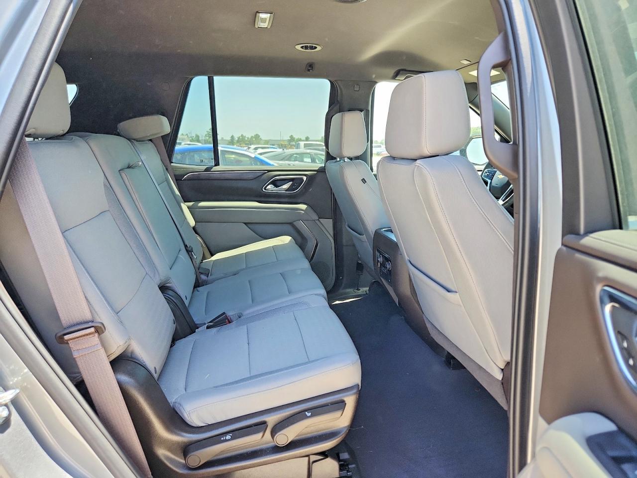 2023 Chevrolet Tahoe C1500 Ls - zdjęcie 11