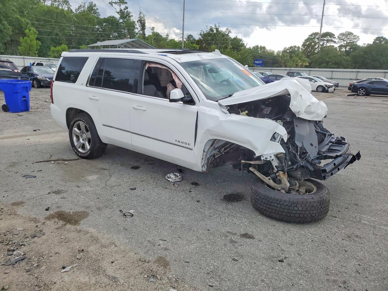 2016 Chevrolet Tahoe K1500 Lt - zdjęcie 4