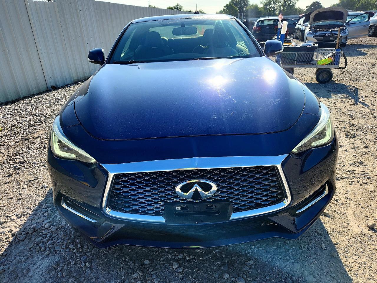 2018 Infiniti Q60 3.0T Luxe - zdjęcie 5