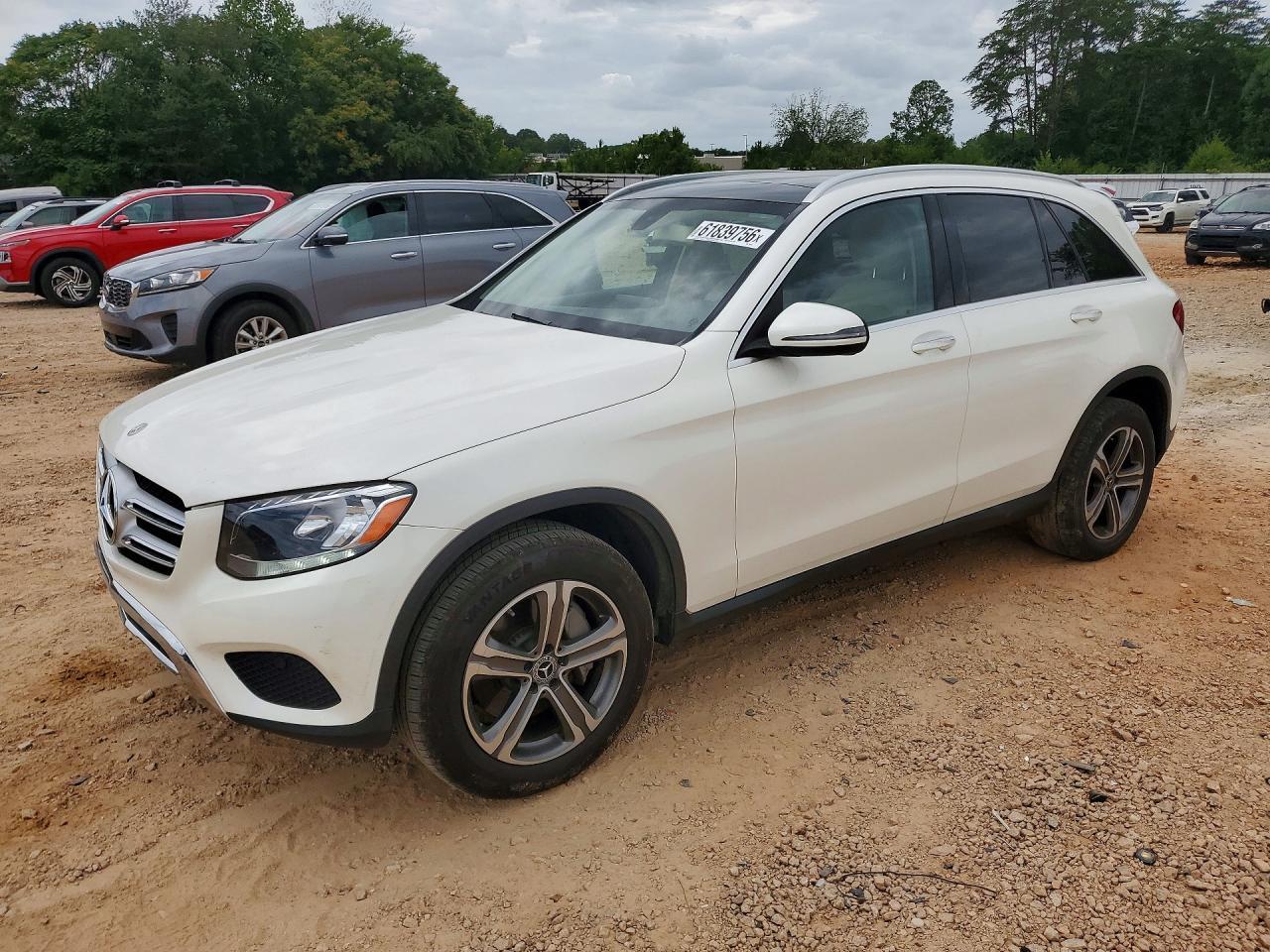 2017 Mercedes-Benz Glc 300 - zdjęcie główne