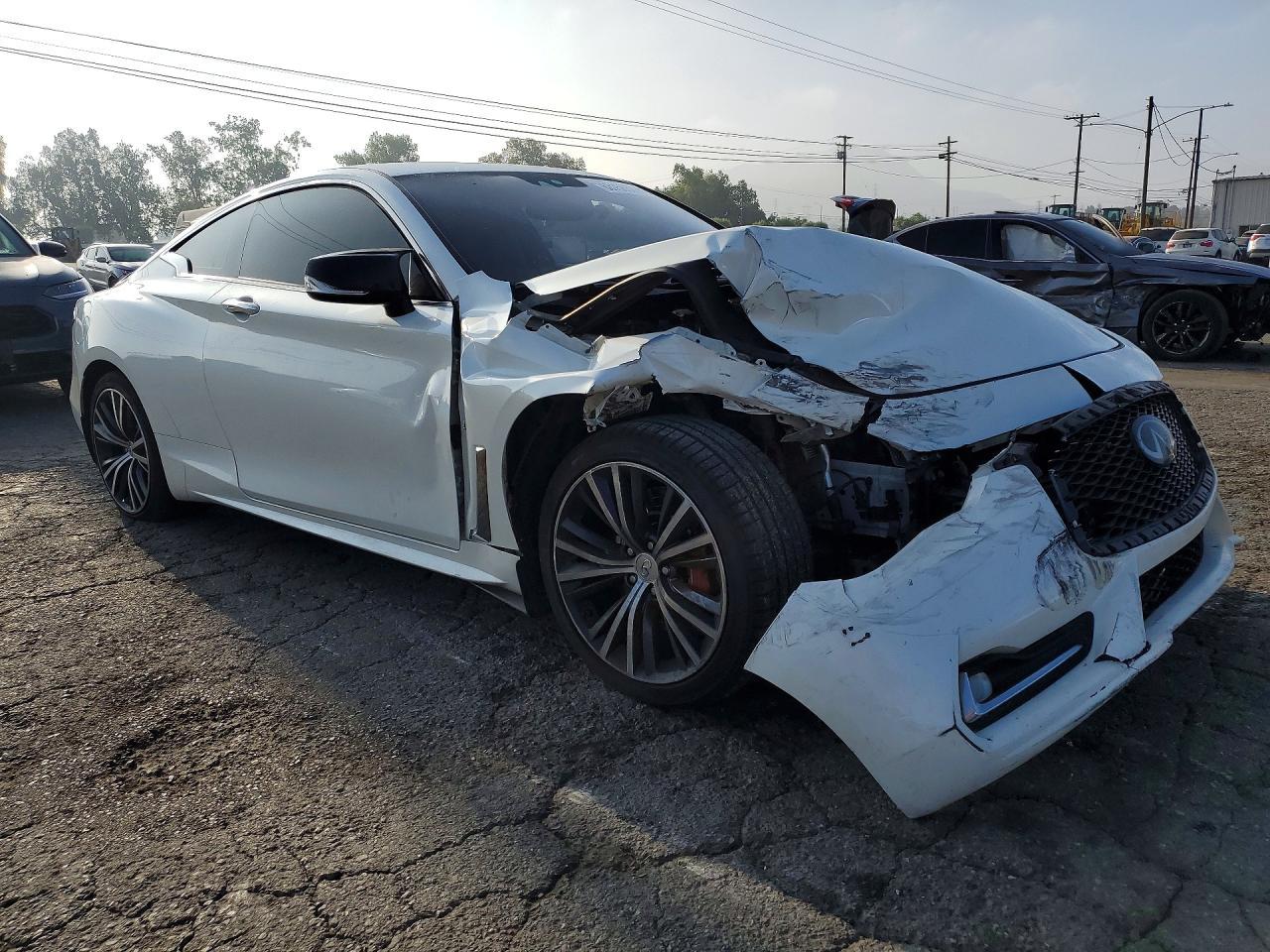 2019 Infiniti Q60 3.0T Luxe - zdjęcie 4