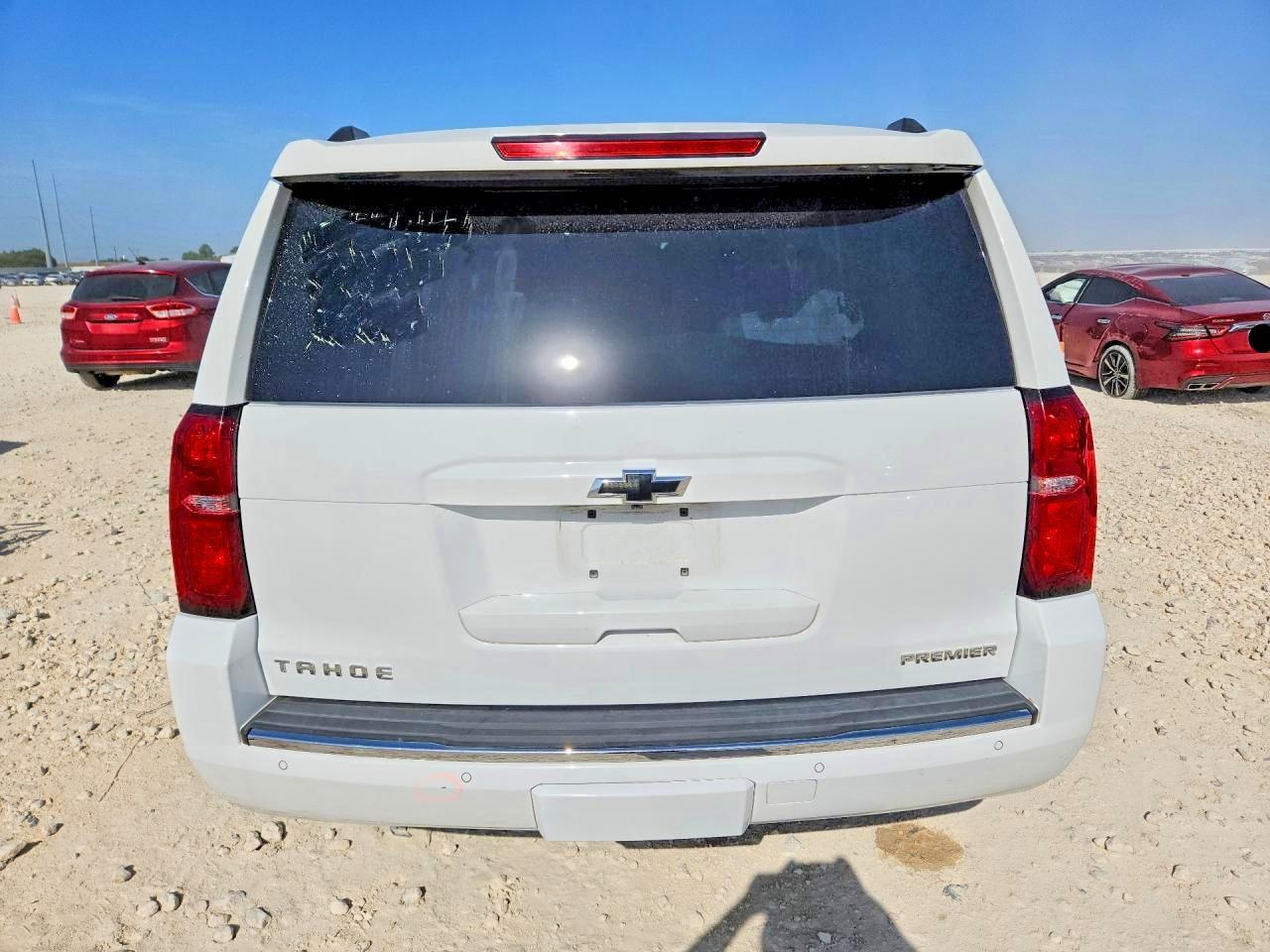 2020 Chevrolet Tahoe C1500 Premier - zdjęcie 6