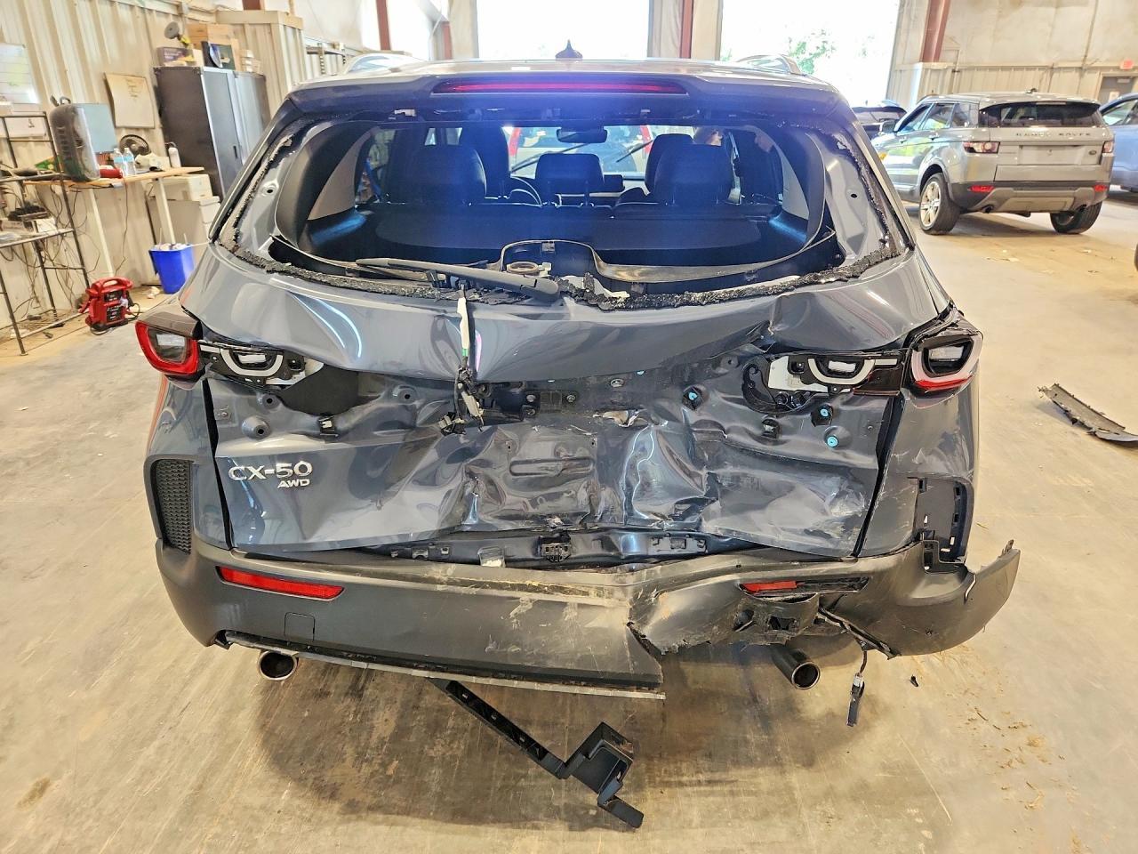 2023 Mazda Cx-50 Premium Plus - zdjęcie 6
