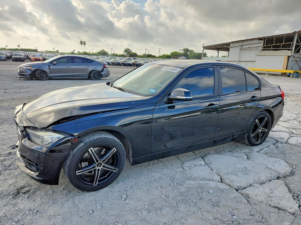 2013 BMW 328 I - zdjęcie główne