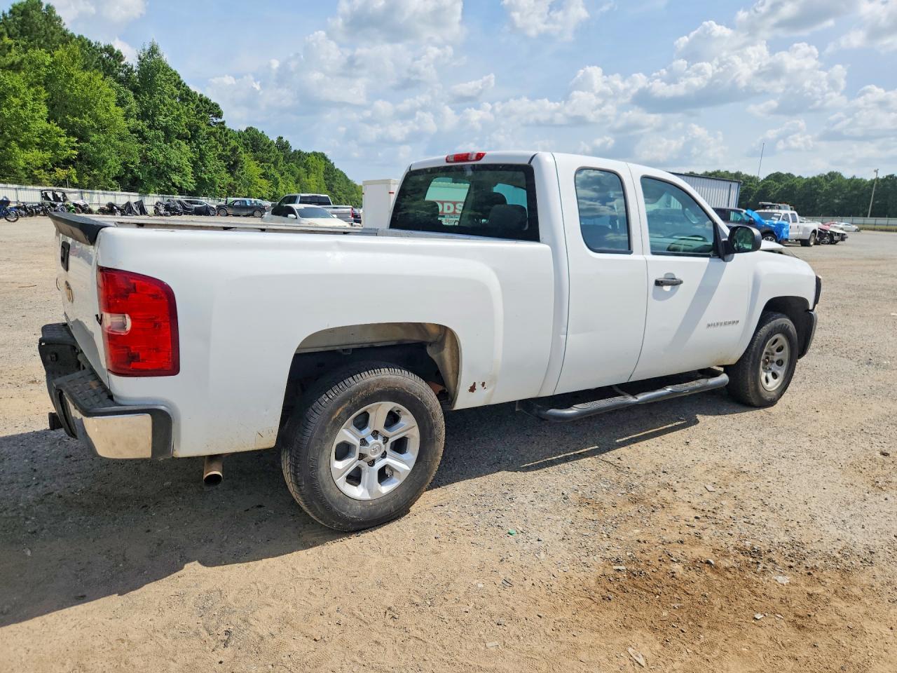 2013 Chevrolet Silverado C1500 - zdjęcie 3