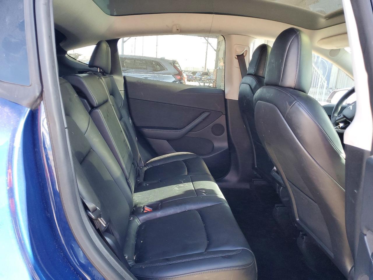 2021 Tesla Model Y - zdjęcie 10