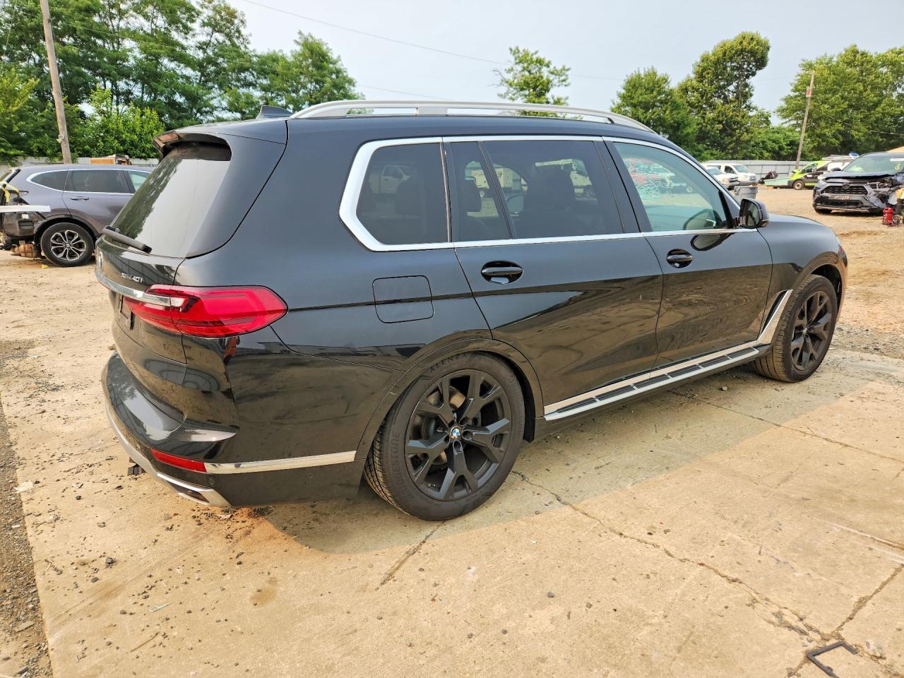2019 BMW X7 xDrive40I - zdjęcie 3