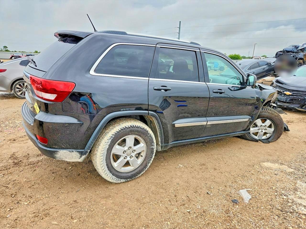 2013 Jeep Grand Cherokee Laredo - zdjęcie 3
