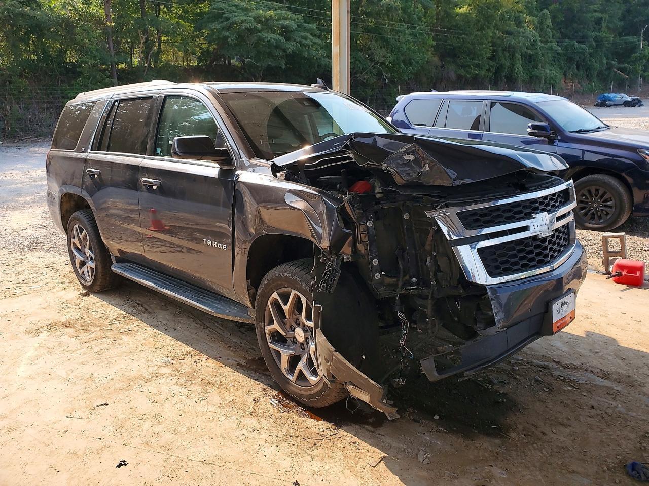 2016 Chevrolet Tahoe C1500 Lt - zdjęcie 4