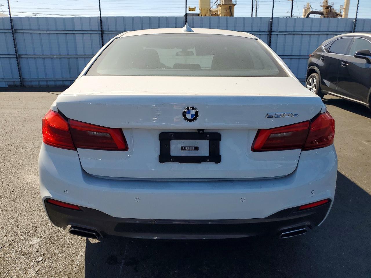 2018 BMW 530E - zdjęcie 6