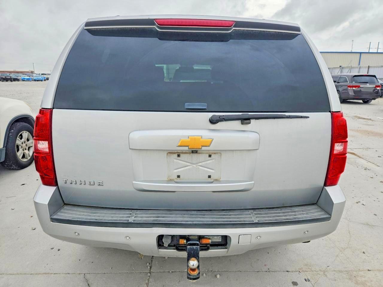 2013 Chevrolet Tahoe C1500 Ls - zdjęcie 6