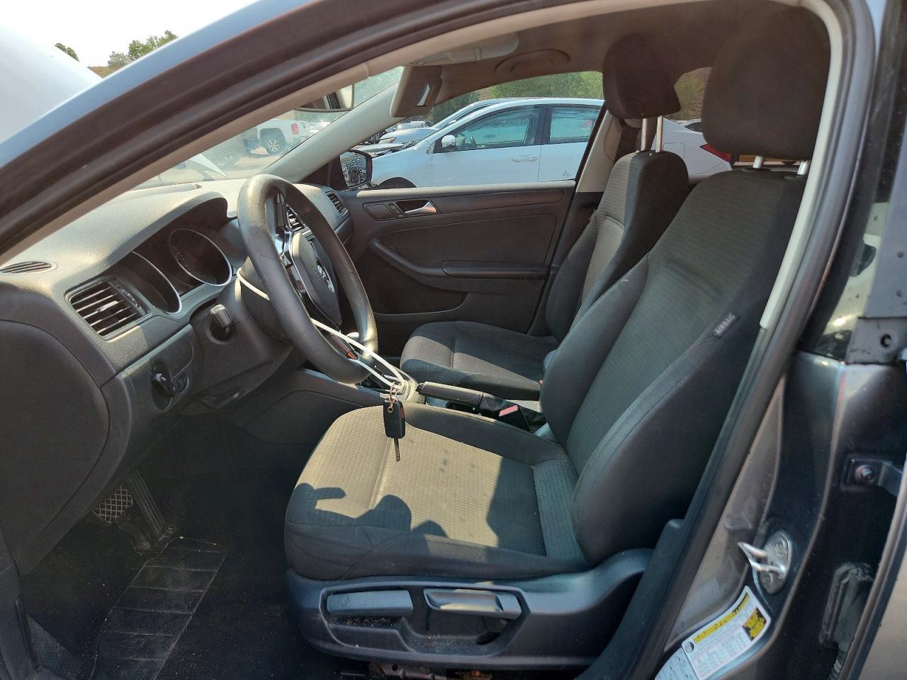 2016 Volkswagen Jetta S - zdjęcie 7