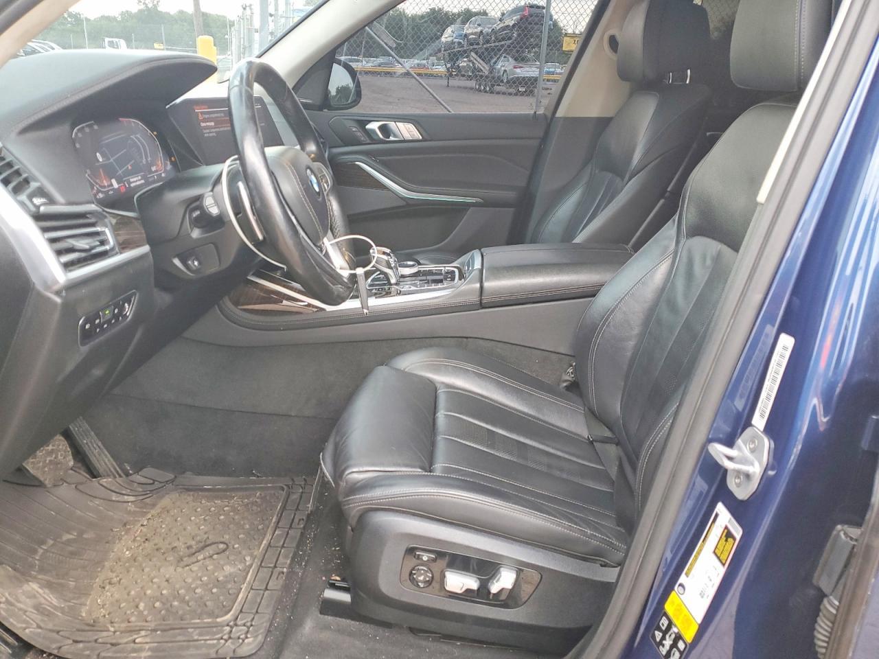 2020 BMW X7 xDrive40I - zdjęcie 7