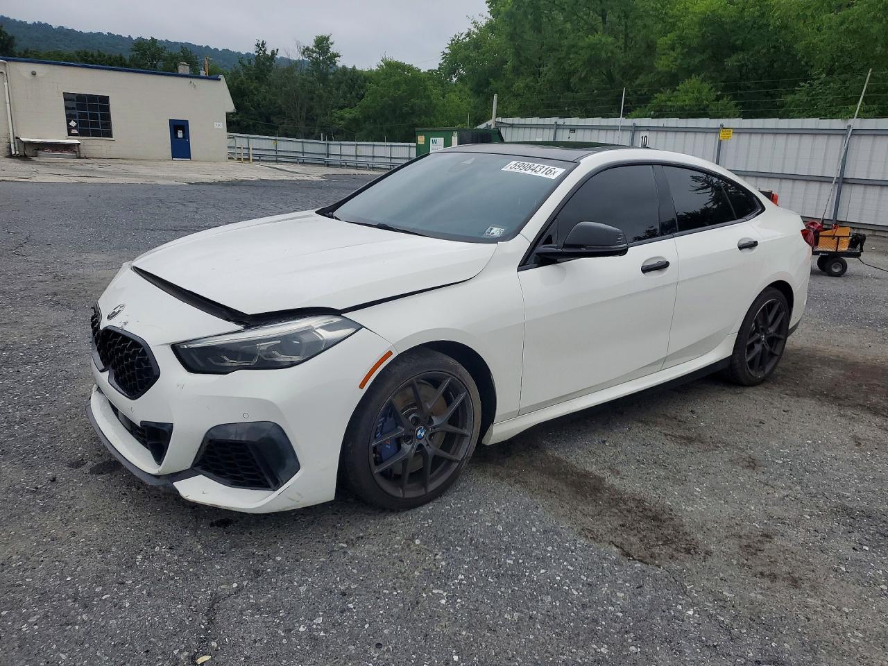 2021 BMW Seria 2 M235i - zdjęcie główne