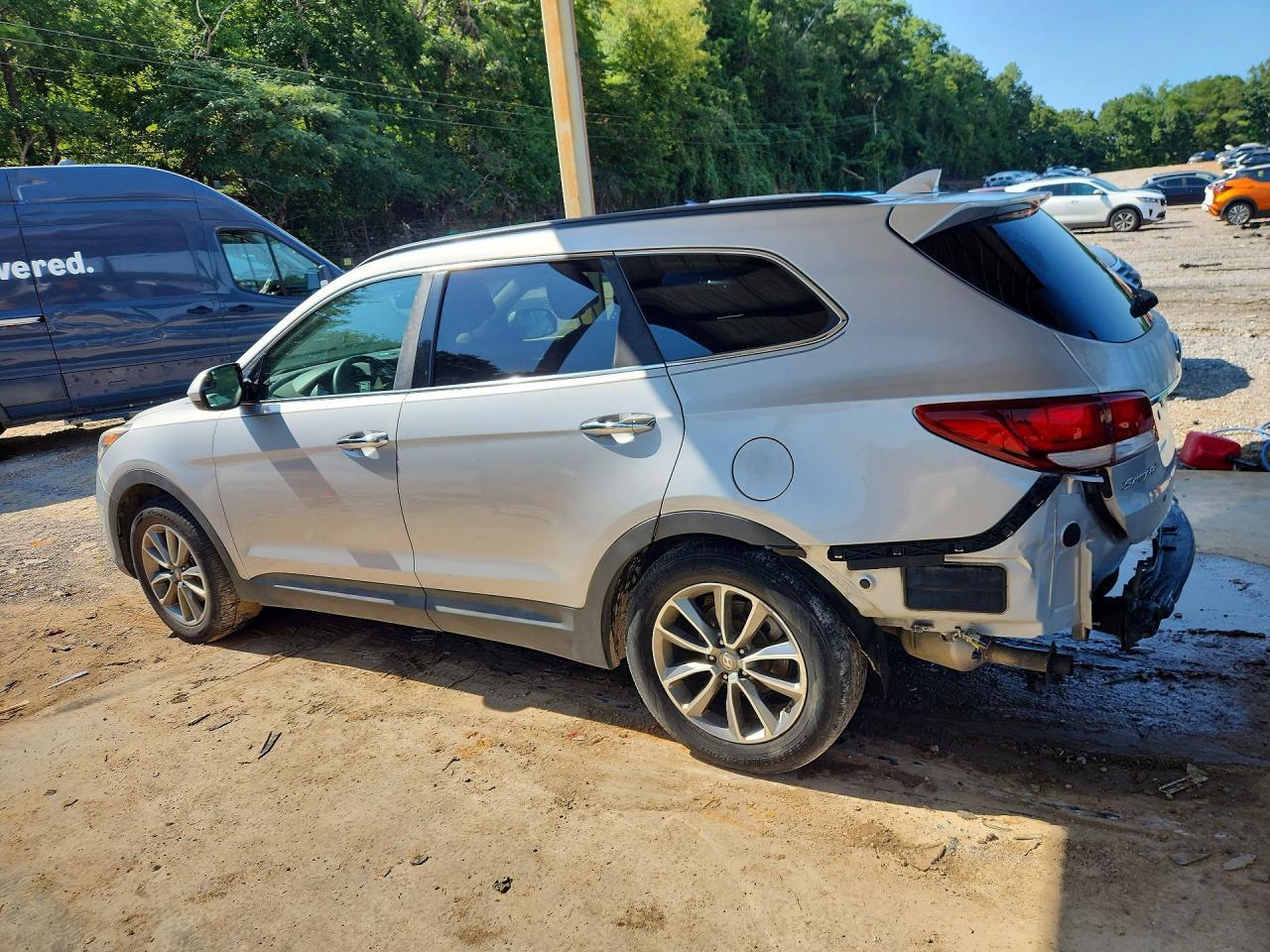 2017 Hyundai Santa Fe Se - zdjęcie 2