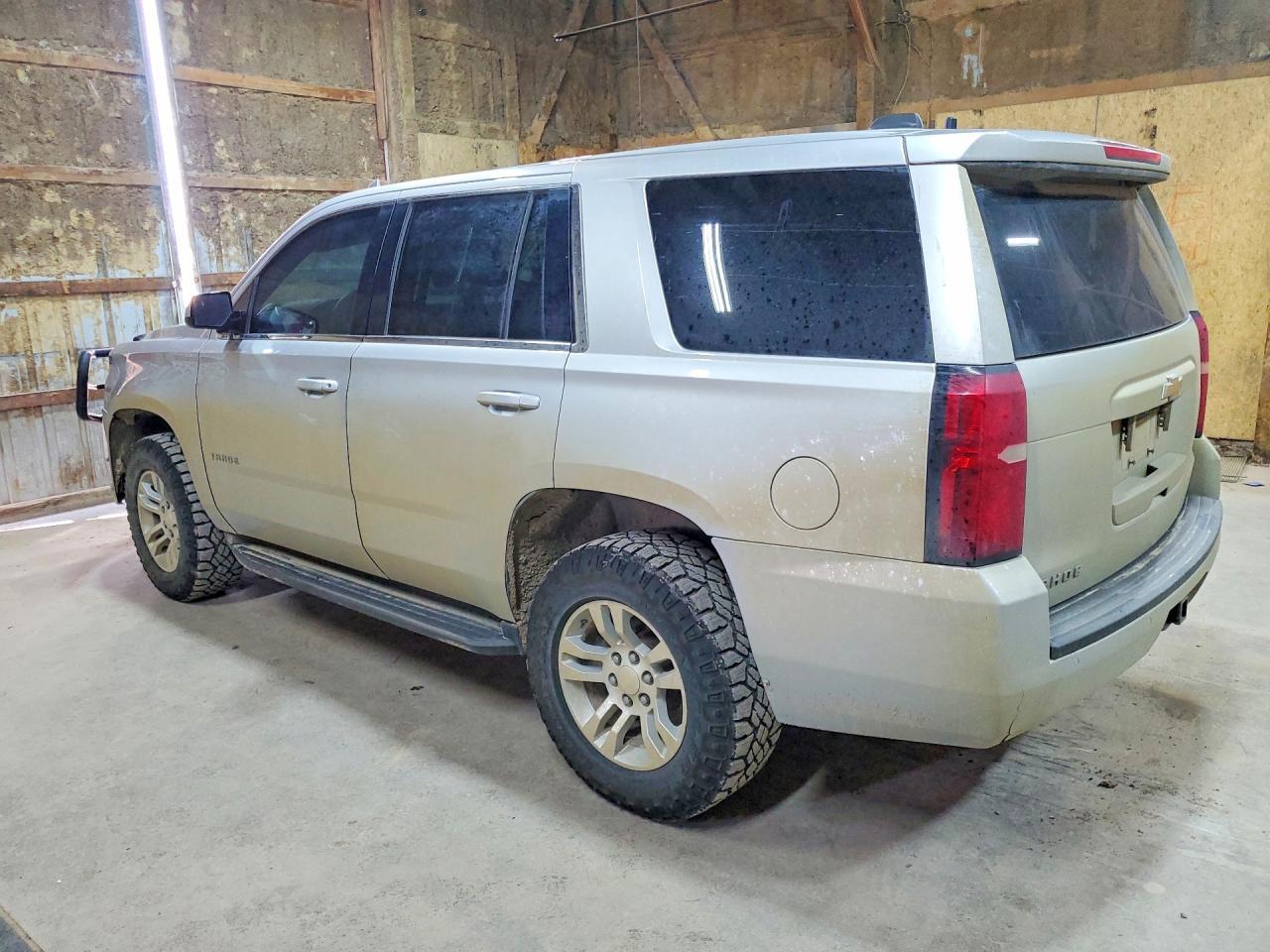 2018 Chevrolet Tahoe K1500 - zdjęcie 2