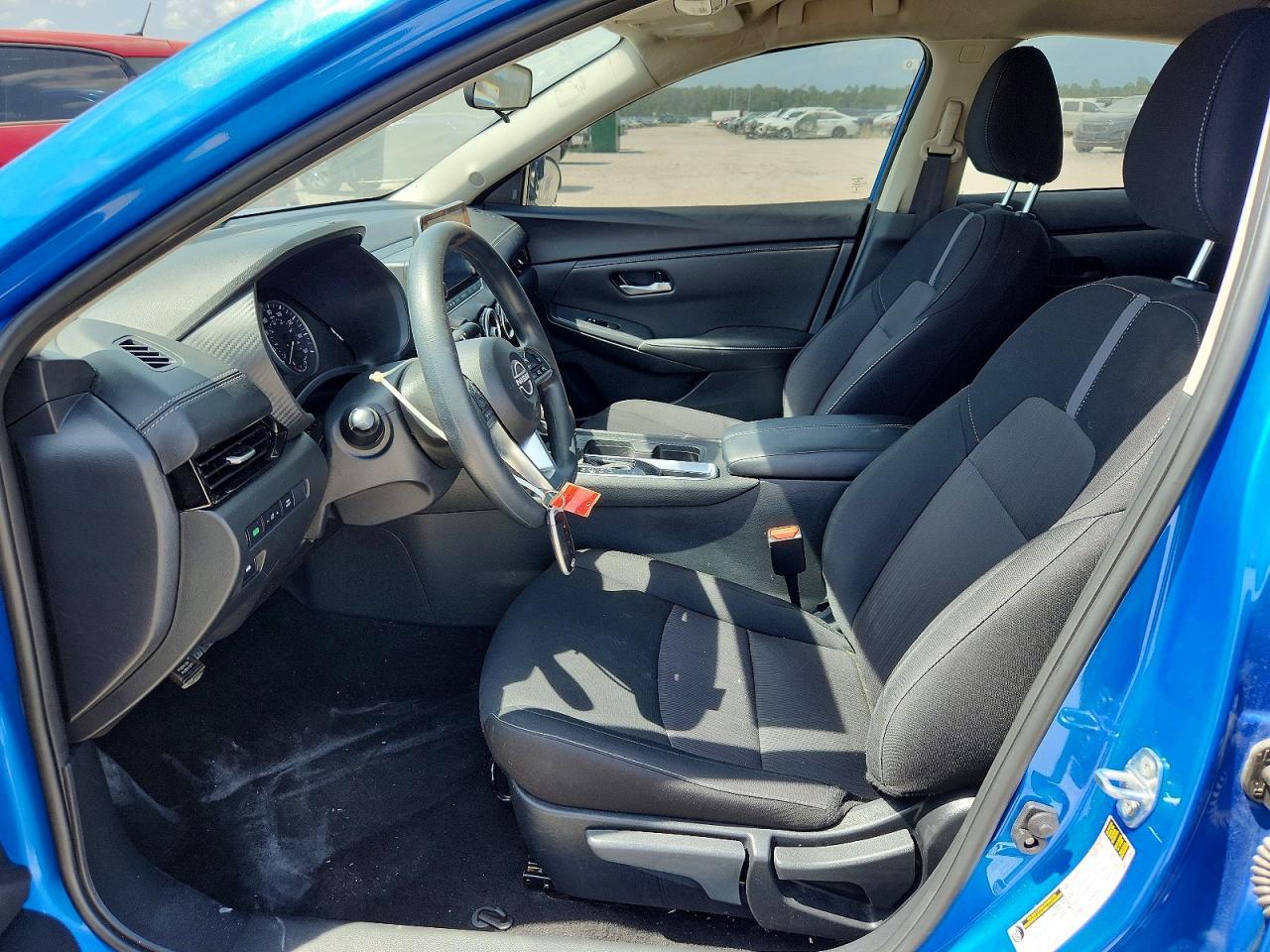 2025 Nissan Sentra Sv - zdjęcie 7