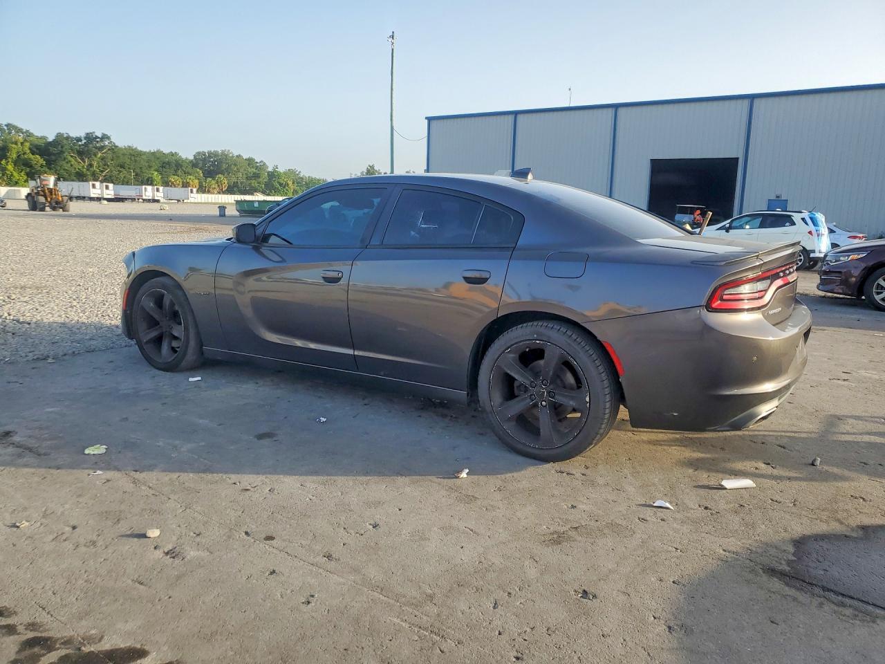 2018 Dodge Charger R/T - zdjęcie 2