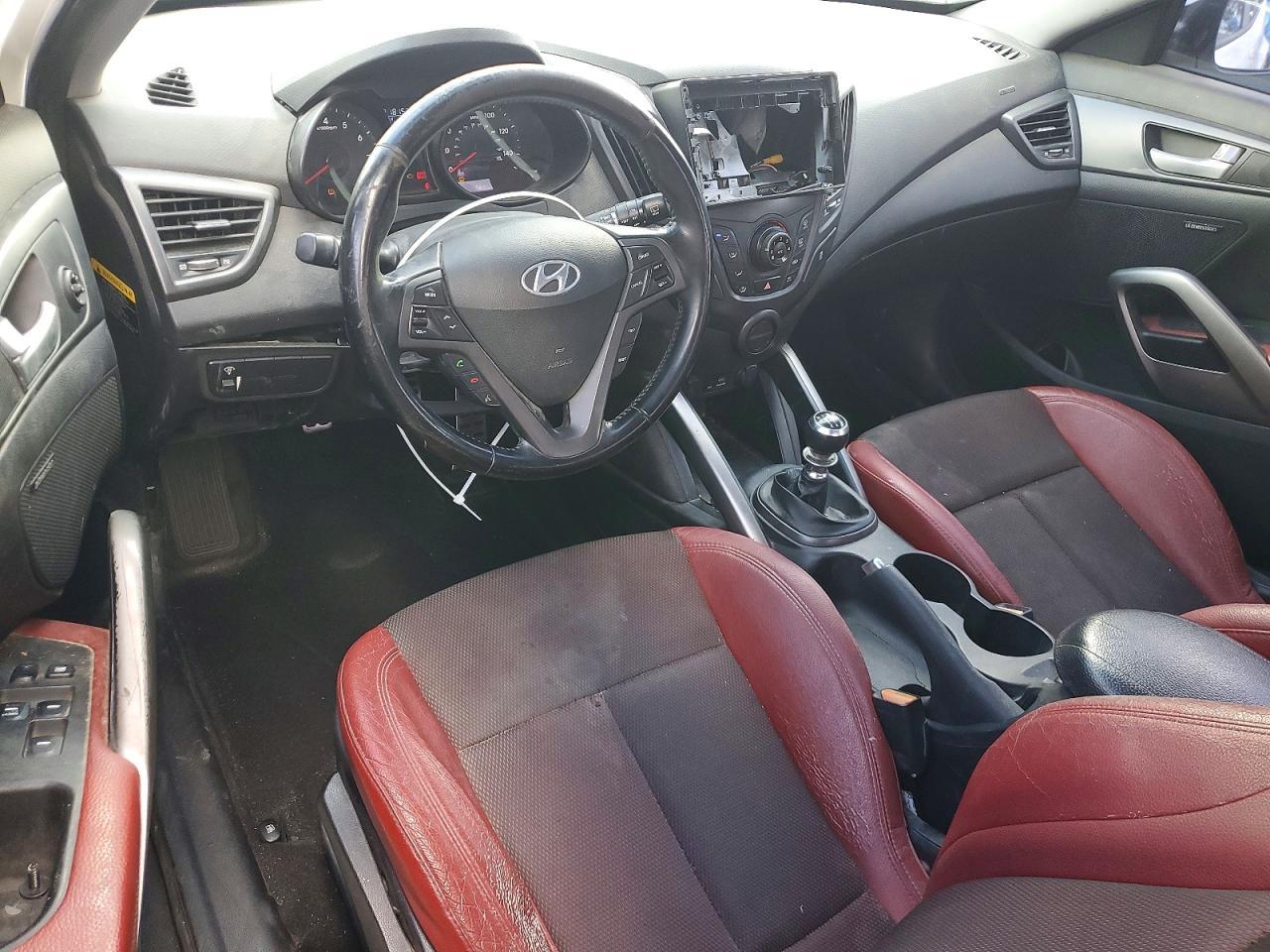 2015 Hyundai Veloster Turbo - zdjęcie 8
