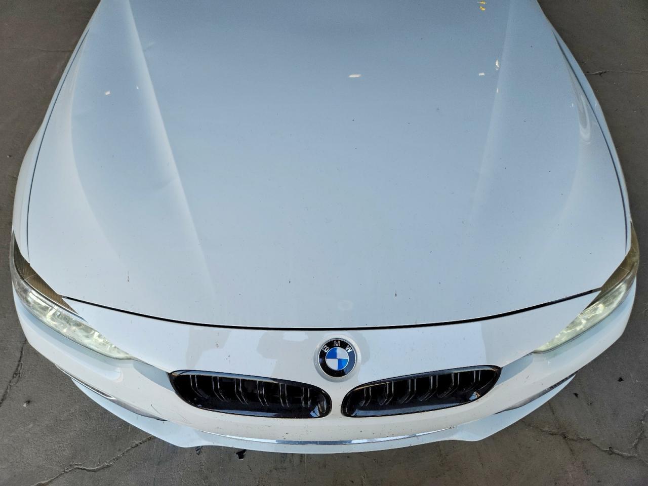 2015 BMW 320 I - zdjęcie 11