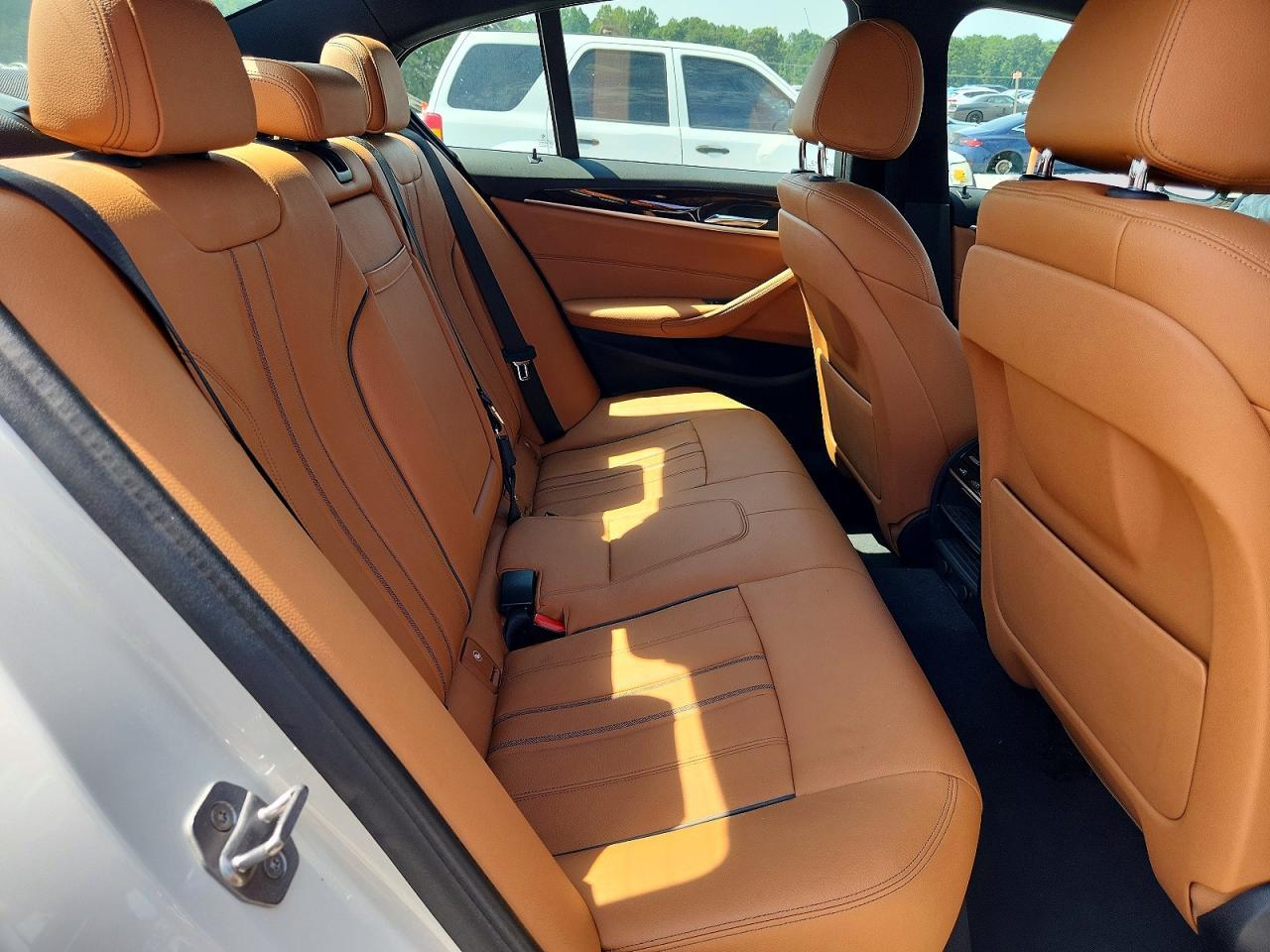 2019 BMW 540 I - zdjęcie 10