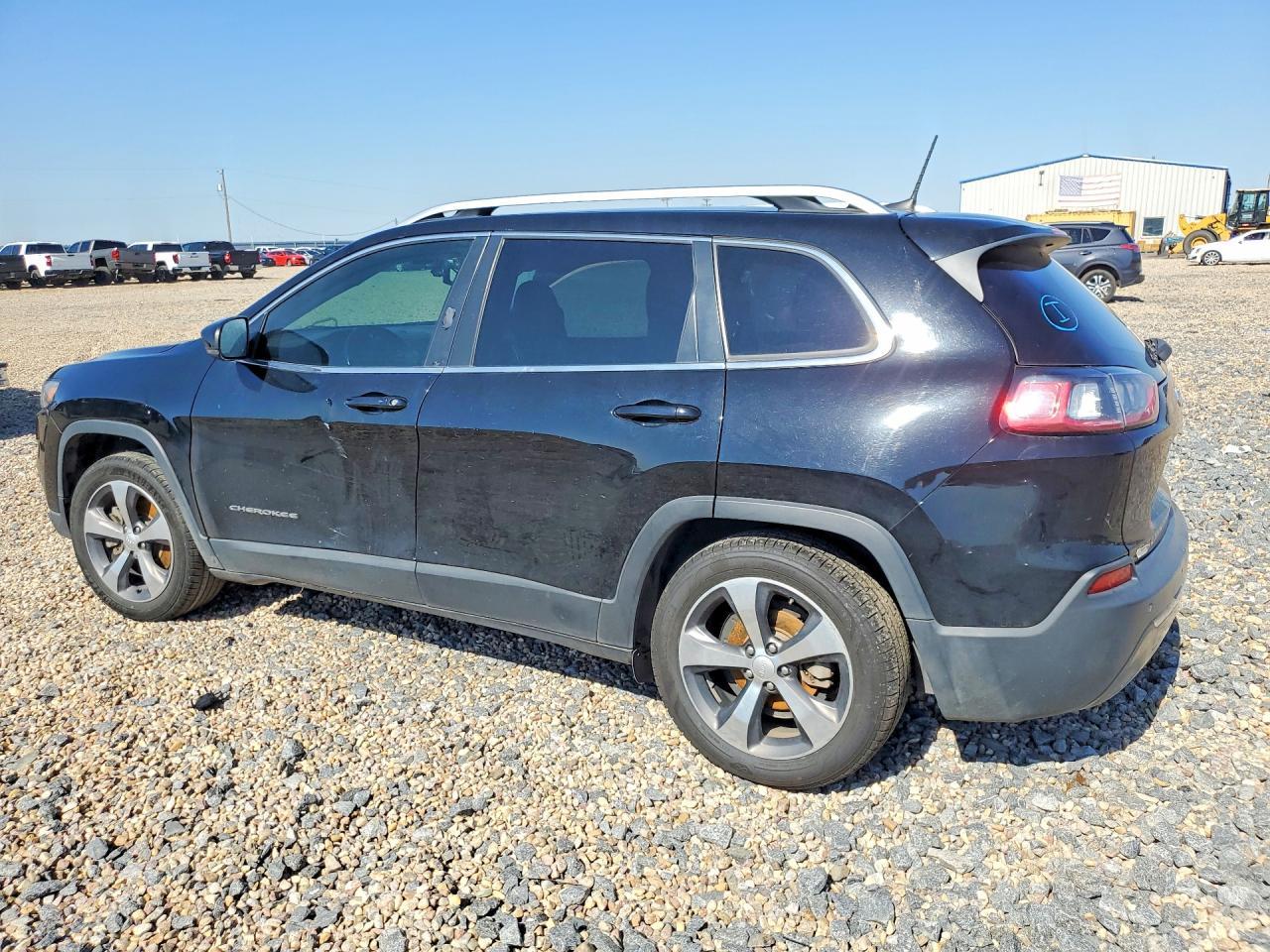 2020 Jeep Cherokee Limited - zdjęcie 2